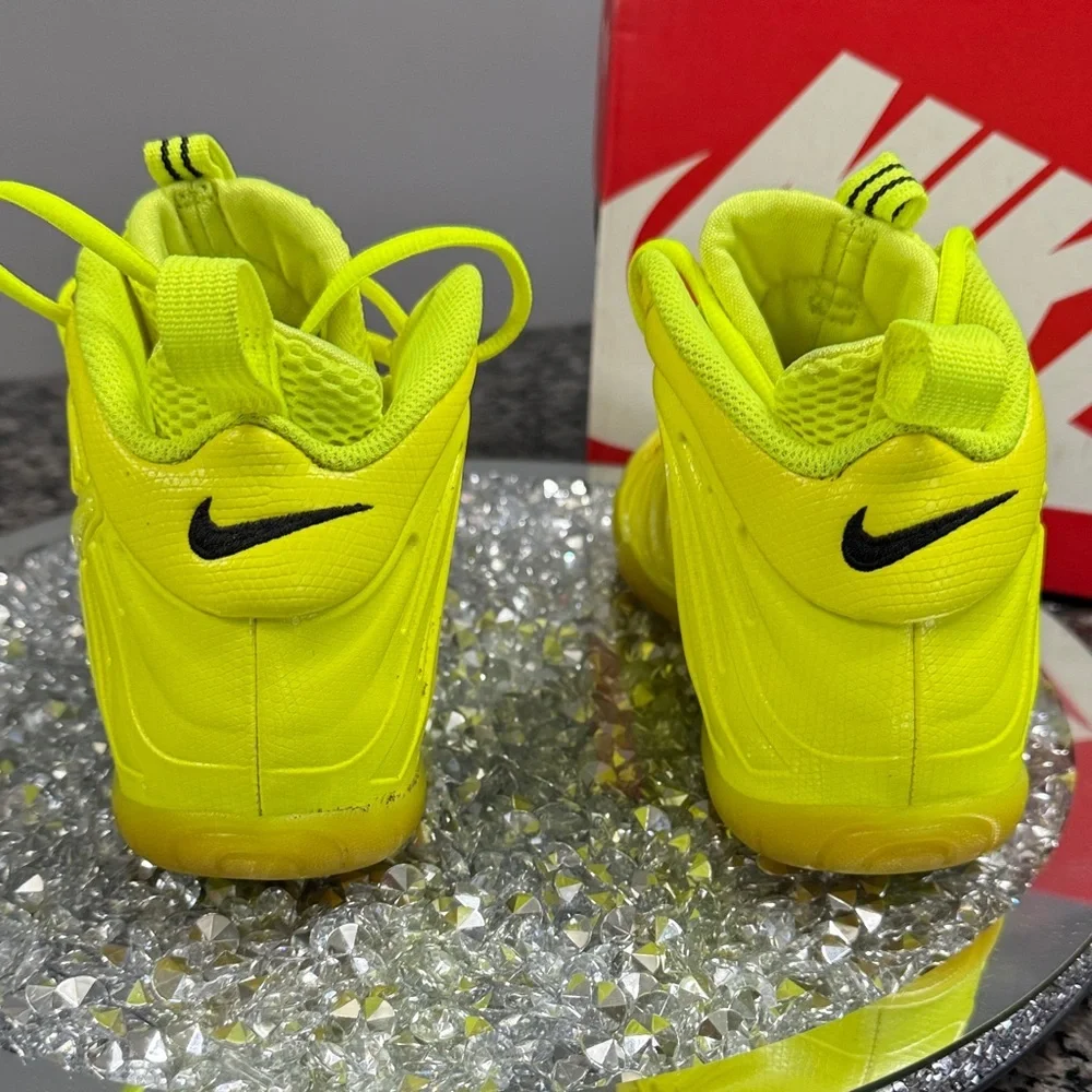 Nike Kids Neon Yellow High-Top Sneakers EUC 5Y